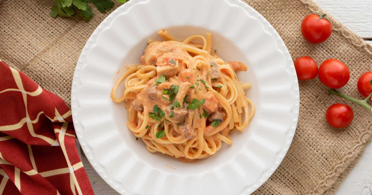 Recipe Creamy Tomato Mushroom Pasta - The Recipes Club