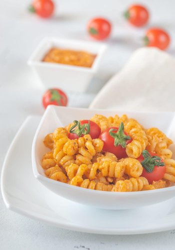 Recipe Pasta with Sun-dried Tomato Ricotta Pesto