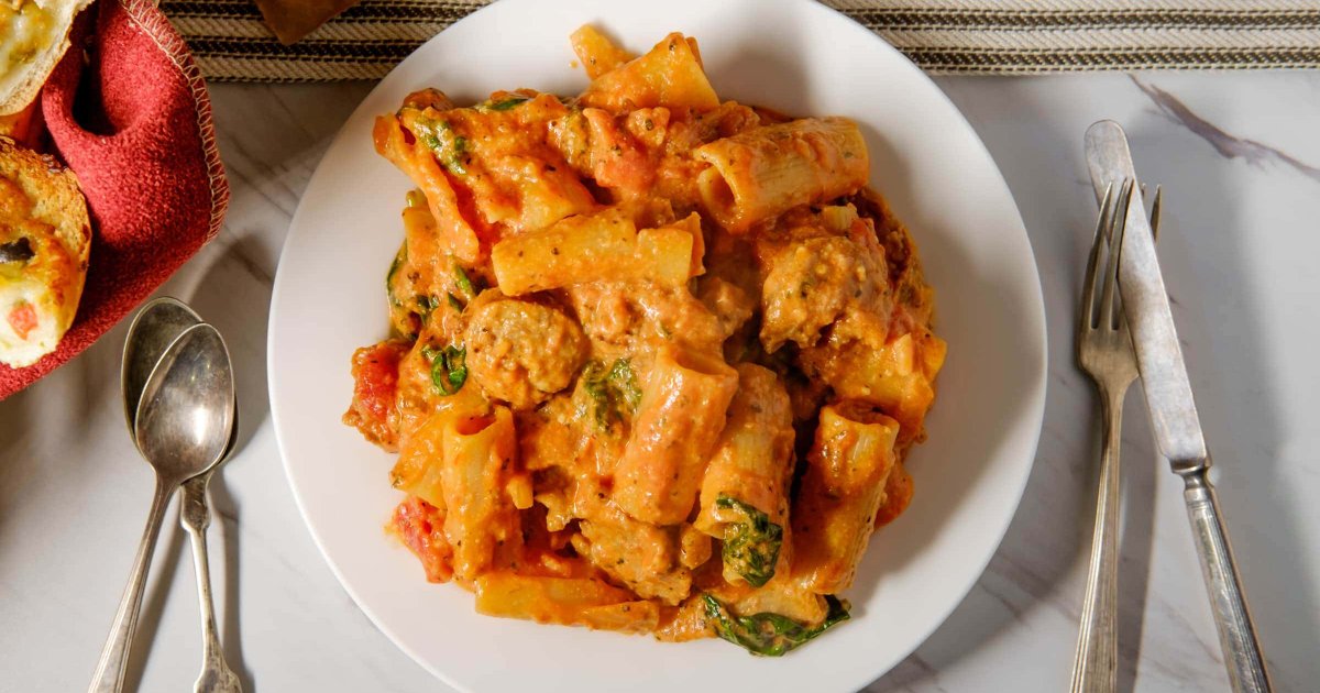 Recipe Pasta alla Zozzona, The Authentic Italian Recipe - The Recipes Club
