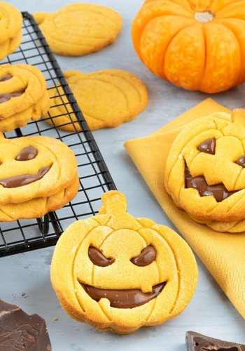 Recipe Halloween Pumpkin Nutella Cookies
