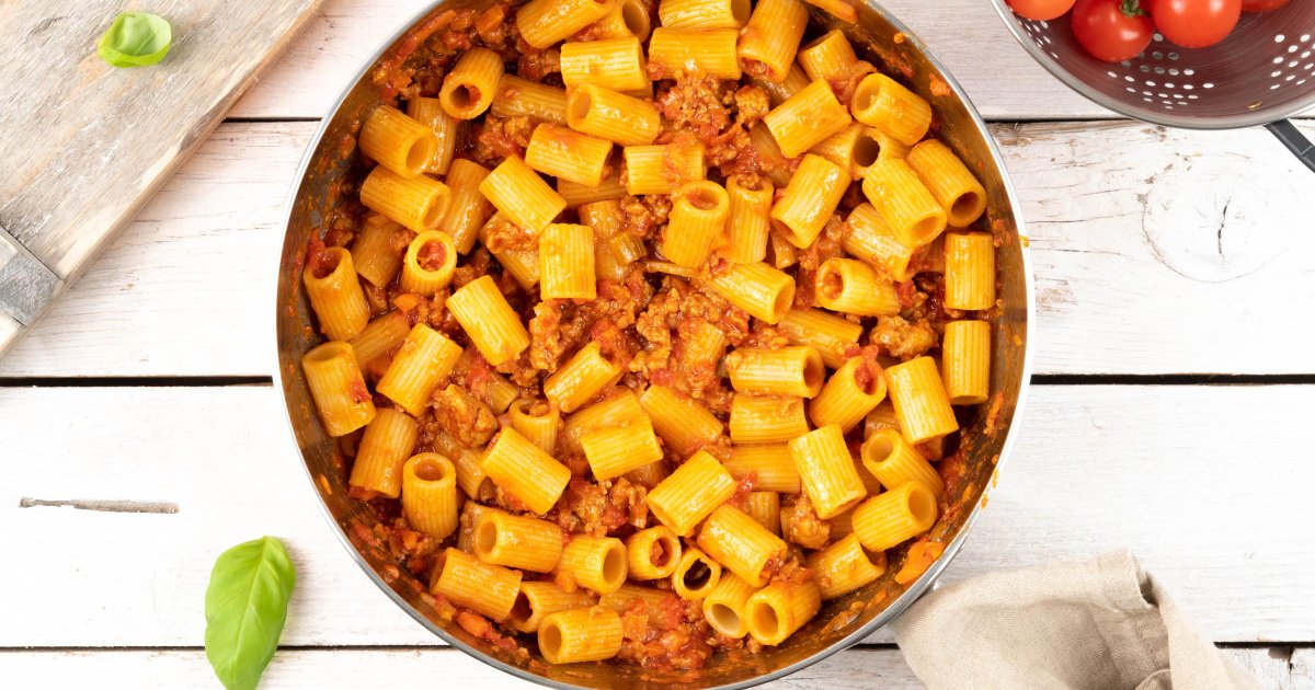 Recipe Pasta with Sausage - The Recipes Club