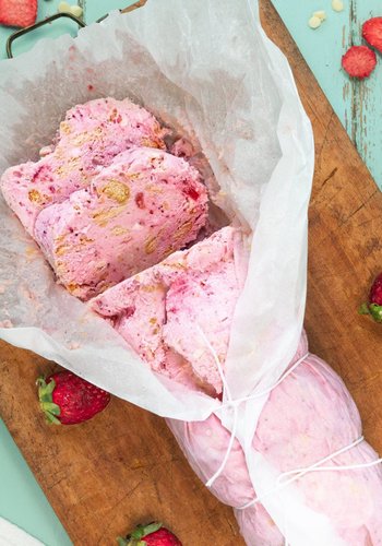 Recipe Strawberry Mascarpone Log
