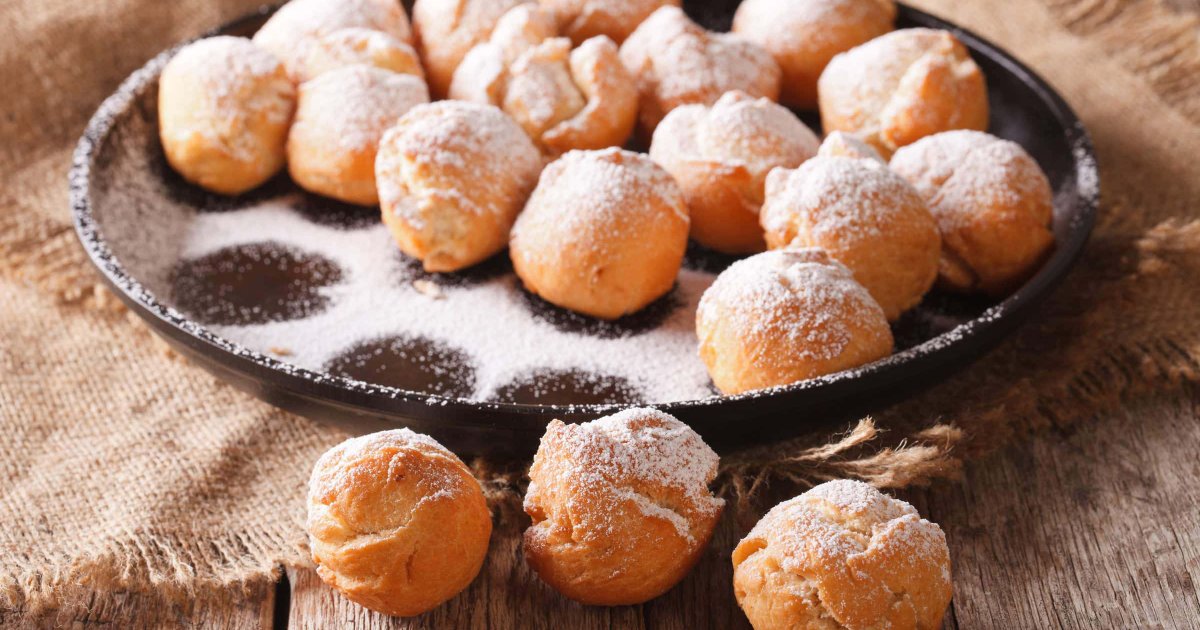 Recipe Ricotta Castagnole (Italian Carnival Ricotta Fritters) - The Recipes Club