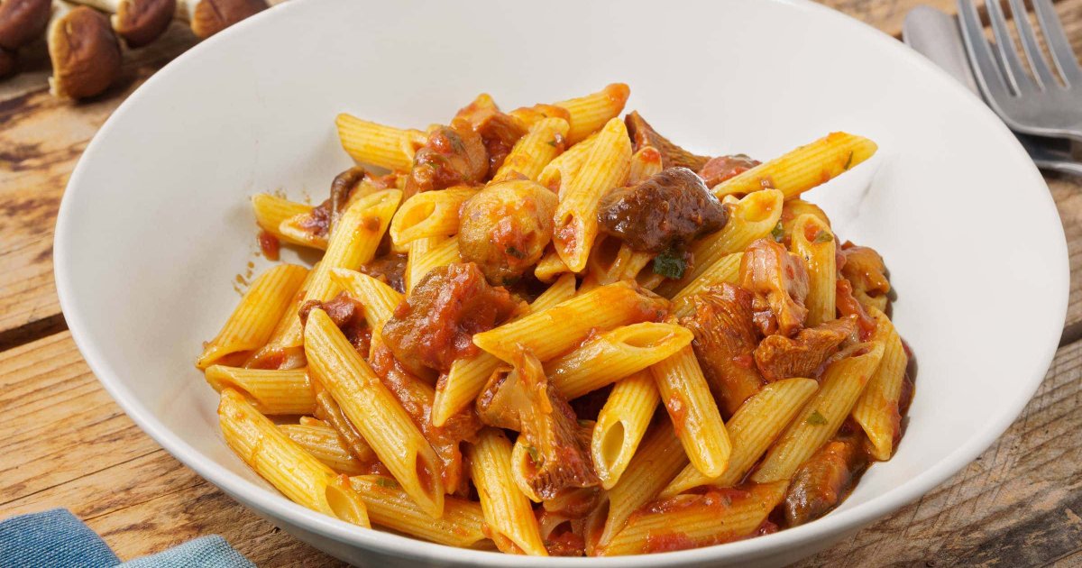 Recipe Penne with Mushroom Sauce: The Authentic Italian Recipe - The Recipes Club