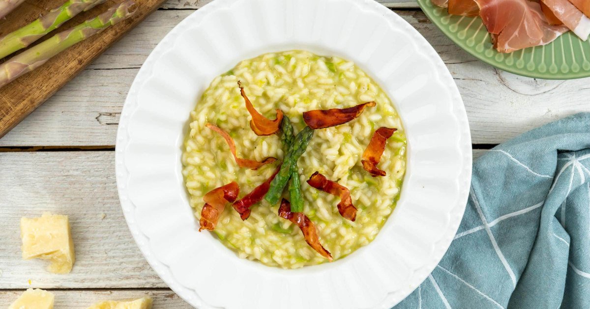 Recipe Asparagus Risotto with Speck, Authentic Italian Recipe - The Recipes Club