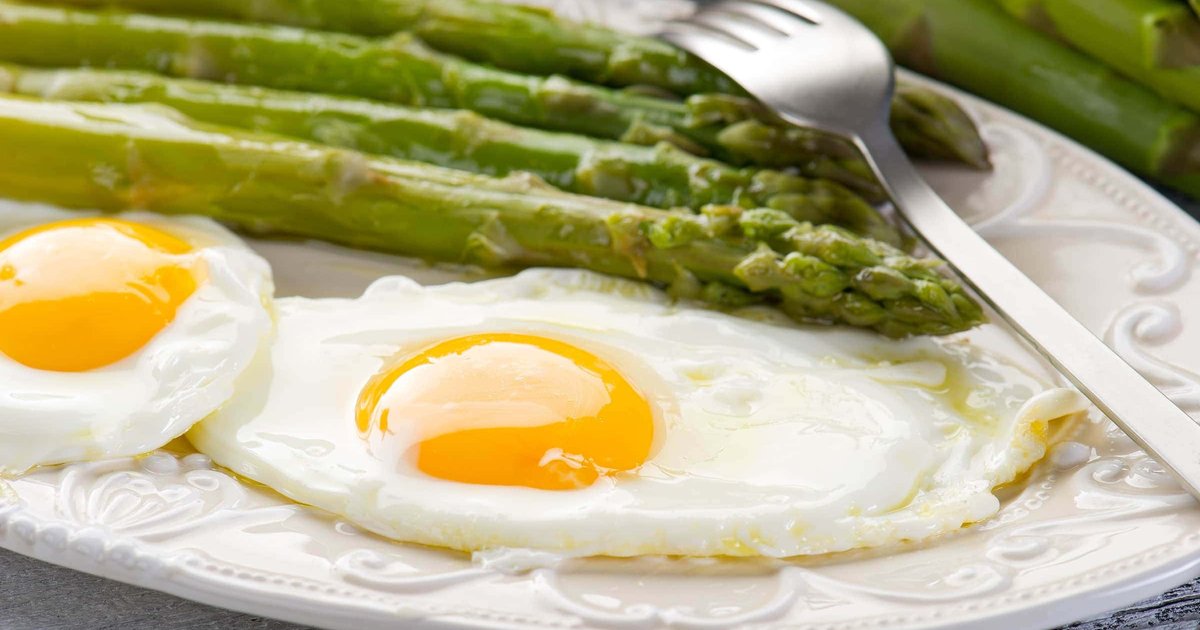 Recipe Milanese-Style Asparagus with Eggs - The Recipes Club