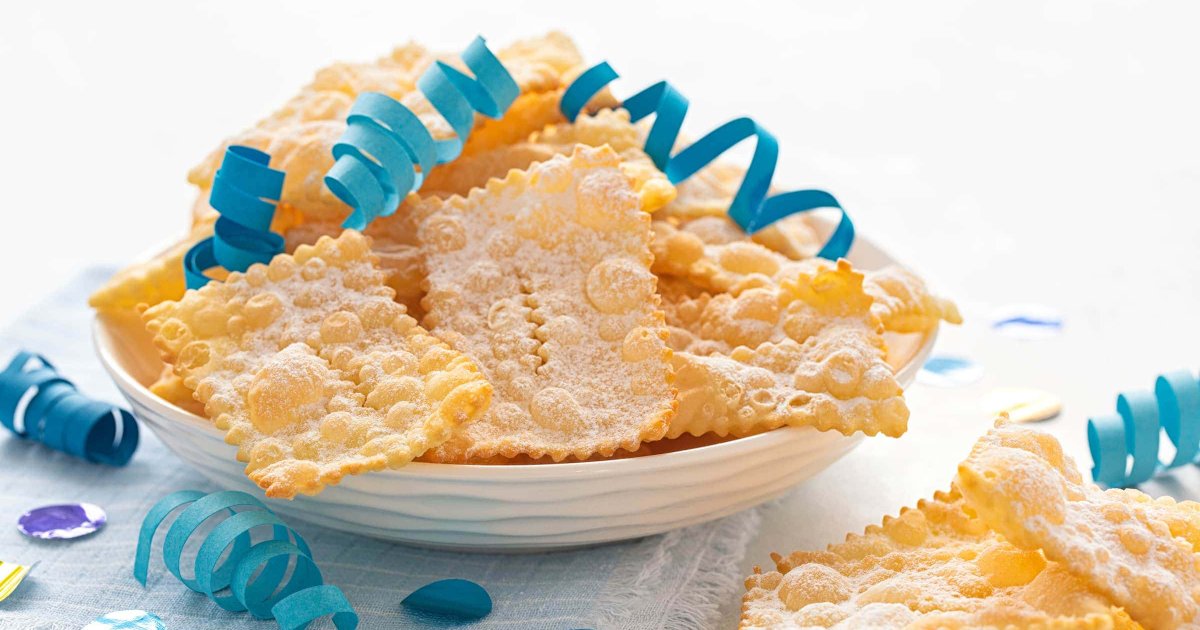Recipe Crostoli, Authentic Italian Carnival Fried Pastry Strips - The Recipes Club