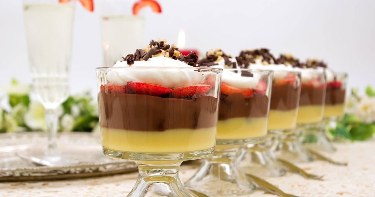 Recipe Traditional Zuppa Inglese (Italian Trifle) Recipe - The Recipes Club