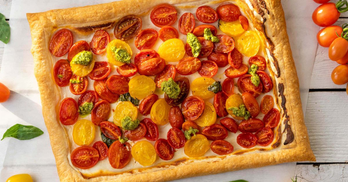 Recipe Tomato Tart with Ricotta and Pesto - The Recipes Club