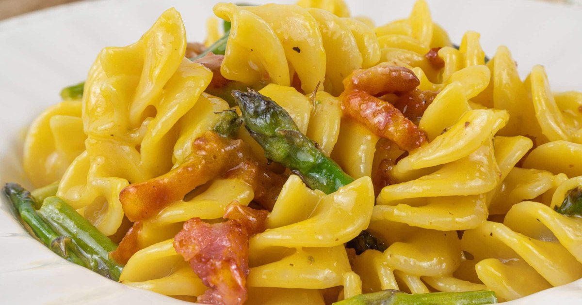 Recipe Asparagus Carbonara - The Recipes Club