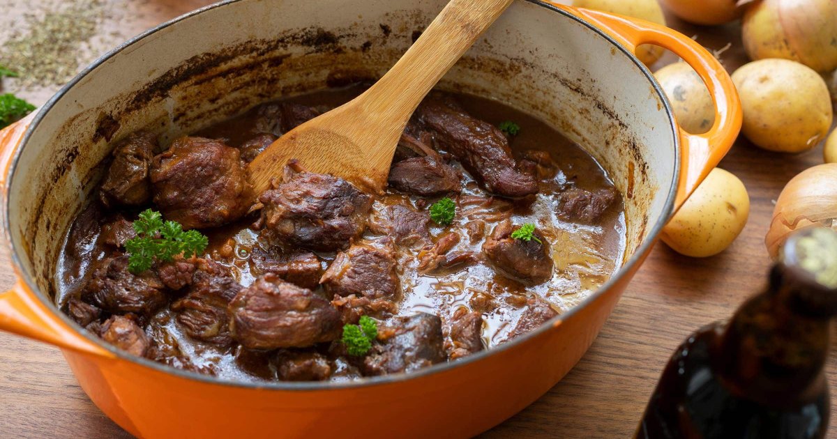 Recipe Aosta Valley Carbonade: Red Wine Braised Beef Stew - The Recipes Club