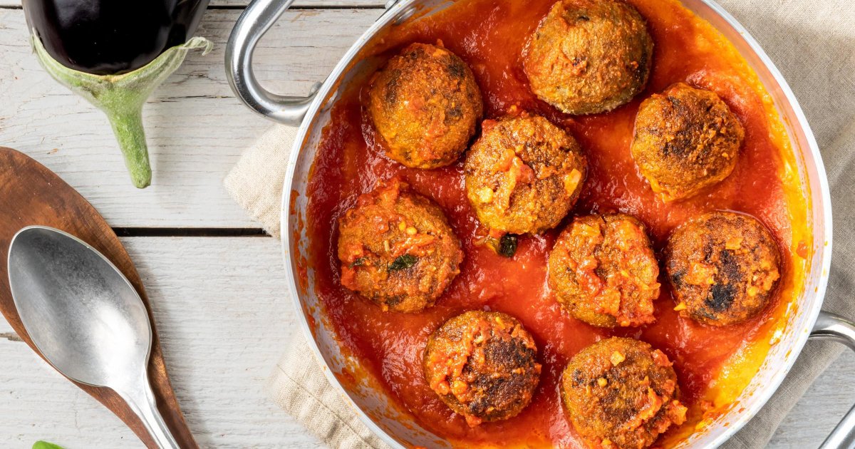 Recipe Eggplant Meatballs in Tomato Sauce - The Recipes Club