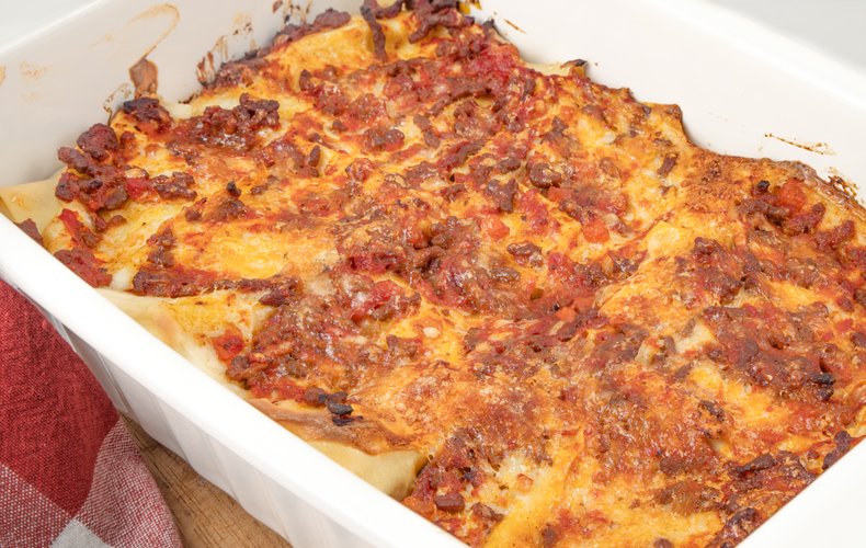 Baked lasagna bundles ready to serve
