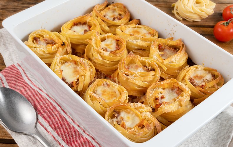 Baked tagliatelle nests