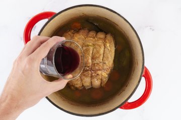 Making Beef Roast with Apples, photo 8