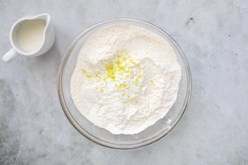 Making Bussolano, step 2