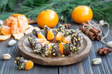 Recipe Chocolate-Dipped Mandarins