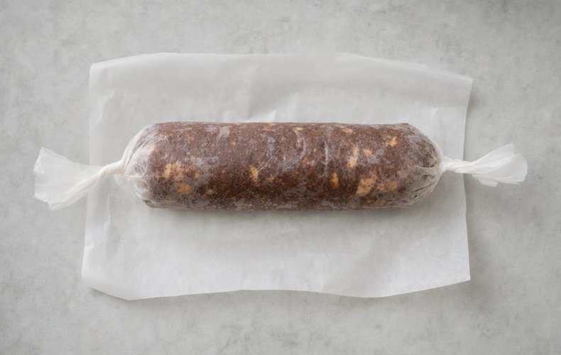 Chocolate Salami with Amaretti Cookies, step 4: the log wrapped in parchment paper