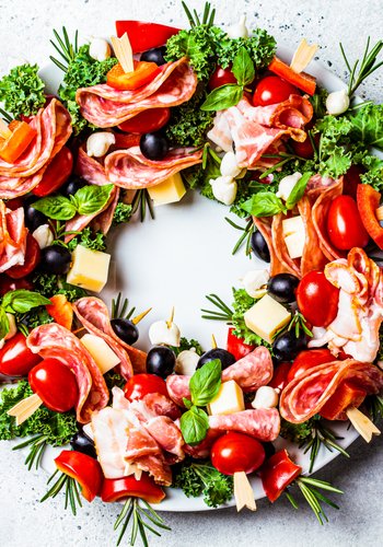Recipe Christmas Aperitivo Wreath