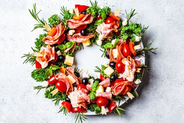 Recipe Christmas Aperitivo Wreath