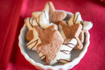 Recipe Cocoa and Hazelnut Shortcrust Cookies