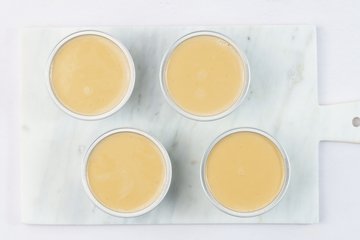 Making coffee panna cotta, photo 10
