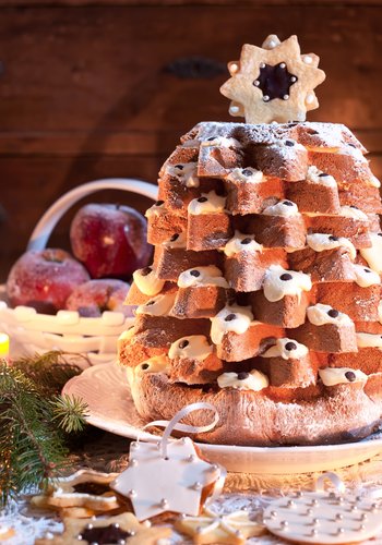 Recipe Filled Pandoro with Mascarpone Cream