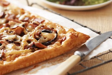 Recipe Gorgonzola and Bacon Savory Pie