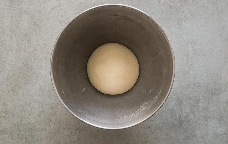 Homemade Pandoro, step 1: kneading the biga into a smooth ball