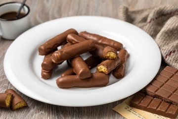 Recipe Homemade Togo (Chocolate-Dipped Cookie Sticks)