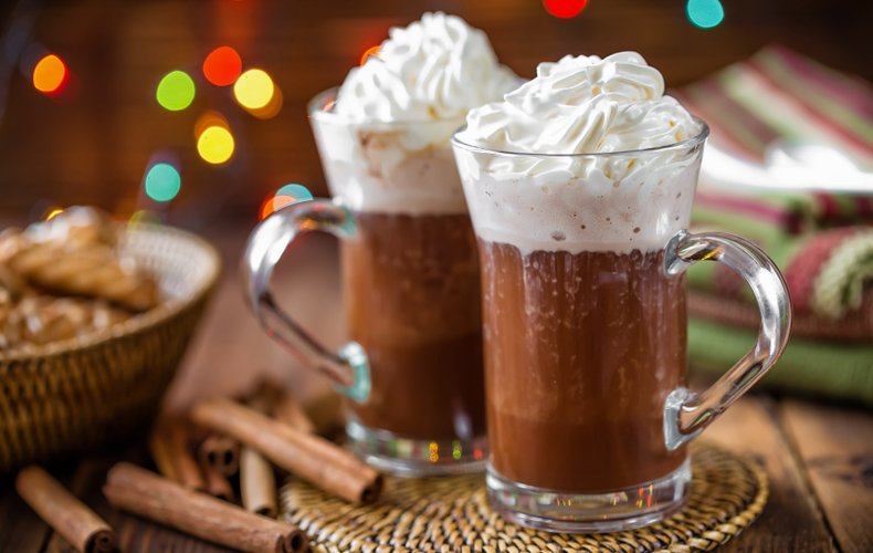 Homemade vanilla hot chocolate