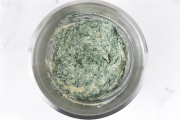 Making the ricotta and spinach tarts, step 8