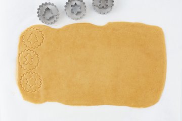 Making Linzer Cookies, photo 13