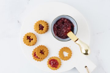 Making Linzer Cookies, photo 16