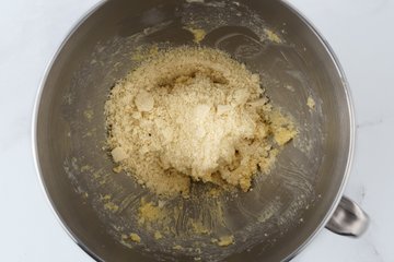 Making Linzer Cookies, photo 3