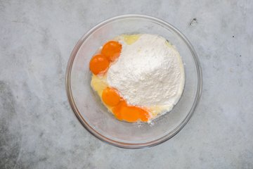 Making Mantuan Tagliatelle Cake, step 1