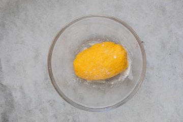 Making Mantuan Tagliatelle Cake, step 2