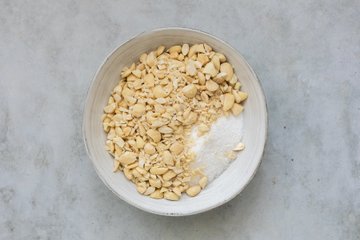 Making Mantuan Tagliatelle Cake, step 5