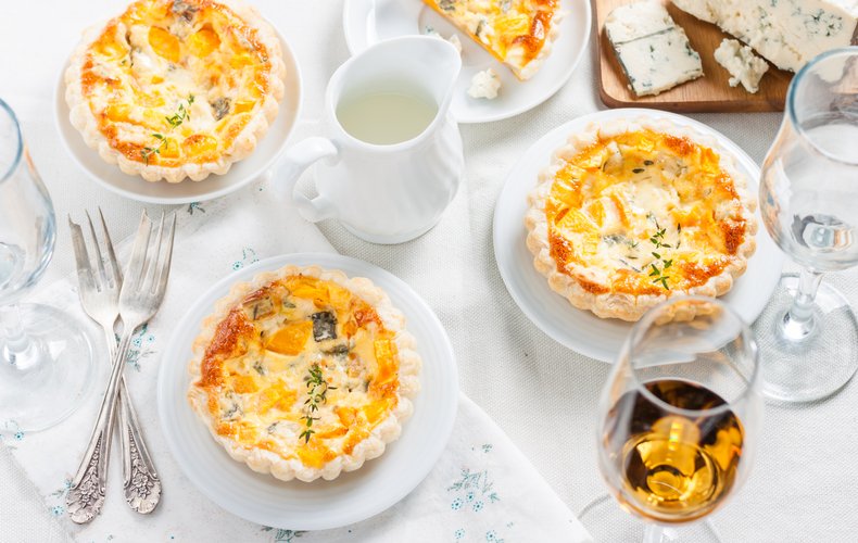 Mini pumpkin and gorgonzola tarts