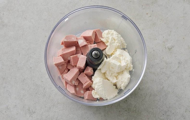 Mortadella Mousse, step 1: diced mortadella and ricotta in the food processor