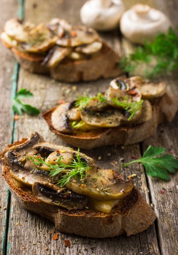 Recipe Mushroom and Brie Crostini