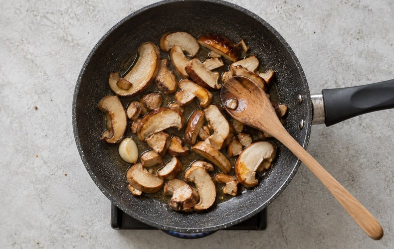 Mushroom spätzle, step 2: sautéing the mushrooms