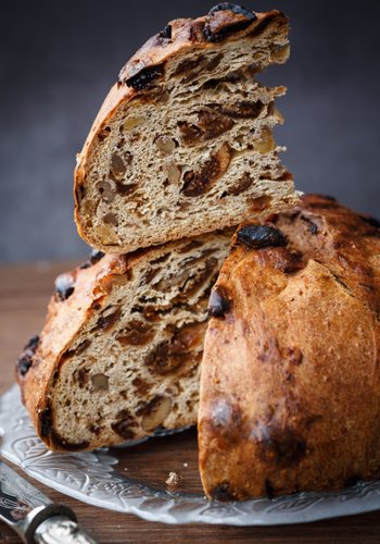 Recipe Brisciola Valtellinese (Valtellina Fig and Walnut Bread)