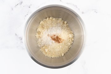 Making passatelli in brodo, photo 5