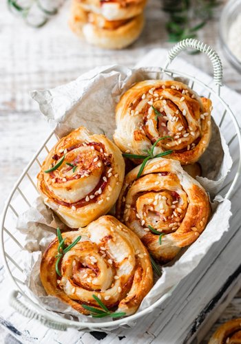 Recipe Prosciutto Puff Pastry Pinwheels