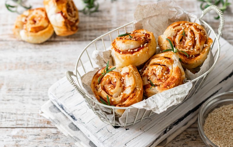 Puff pastry and prosciutto pinwheels