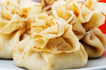 Recipe Radicchio and Taleggio Crepe Bundles