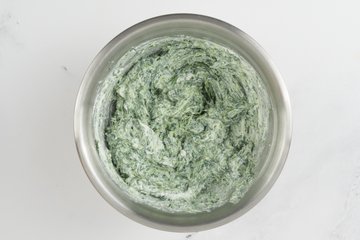 Making the ricotta and spinach lasagna bundles, step 3