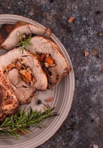 Recipe Rolled Veal Roast with Dried Apricots and Walnuts