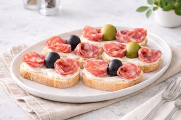 Recipe Salami and Olive Canapés